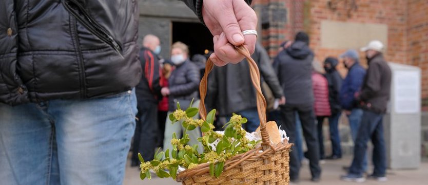 Święconka Jakubowa dla najuboższych i poświęcenie pokarmów w szczecińskich kościołach