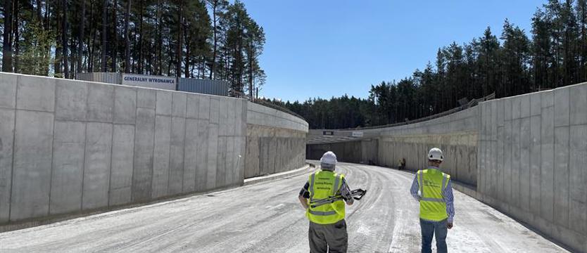 W drążonym w Świnoujściu tunelu. „Wyspiarka” ma pod górkę