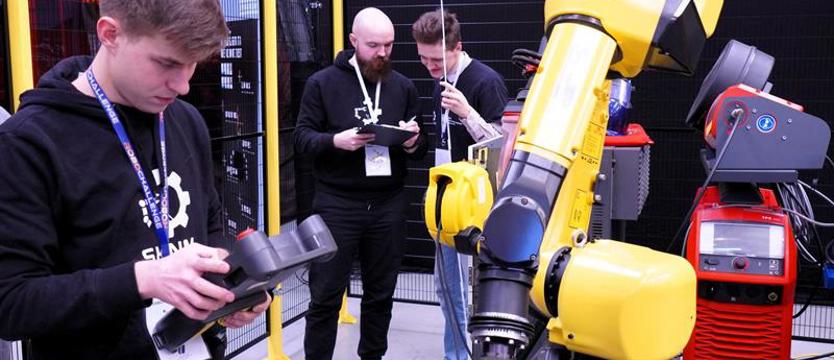 Zmierzyli się spece od robotów