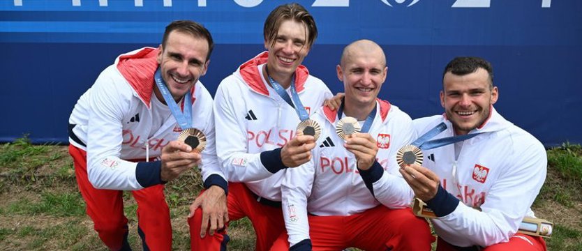 Igrzyska olimpijskie. Brąz polskich wioślarzy, Świątek w półfinale, wygrane drużyn siatkarskich