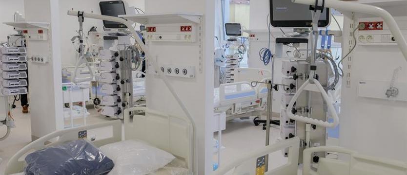 Pandemia znowu przyspiesza. Personel medyczny walczy z wielomiesięcznym zmęczeniem