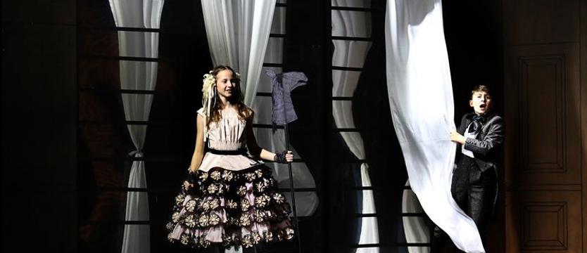 Trwoga, tajemnica, wiktoriańska Anglia. „Dokręcanie śruby" wraca na scenę