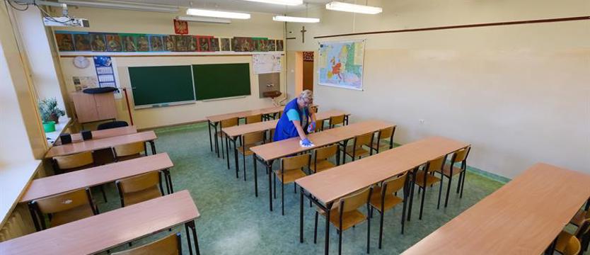 Młodzi nauczyciele zarobią więcej. Krótszy okres awansu