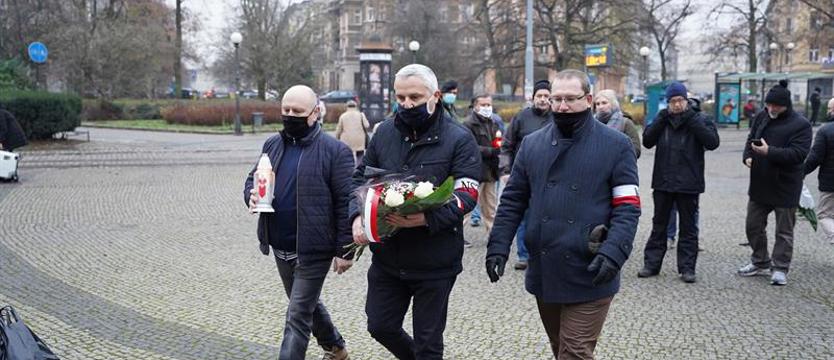Rocznica stanu wojennego. Środowiska patriotyczne złożyły hołd ofiarom komunistów