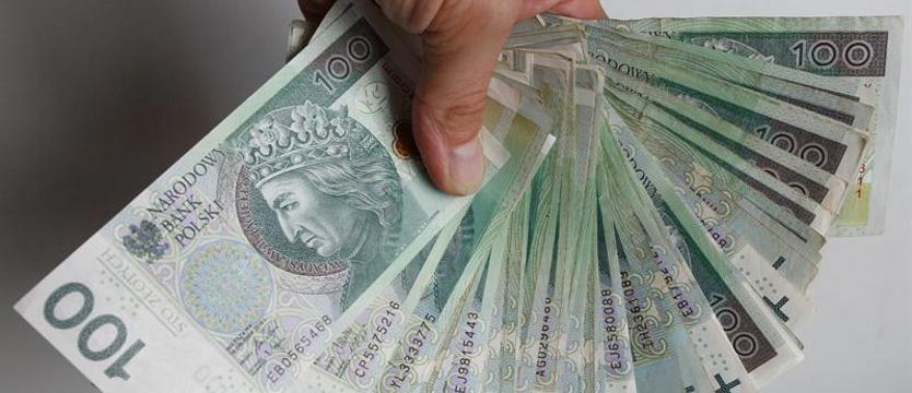 Inflacja w stosunku rocznym wynosi już 12,4 proc.