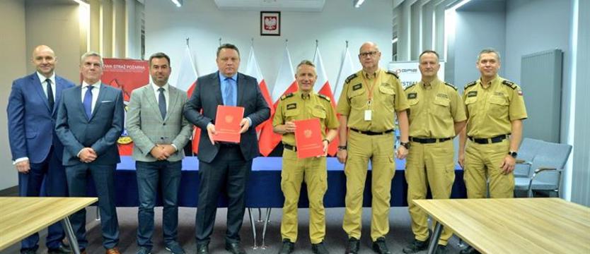 Współpraca ze strażą pożarną dla bezpieczeństwa terminalu LNG i nie tylko