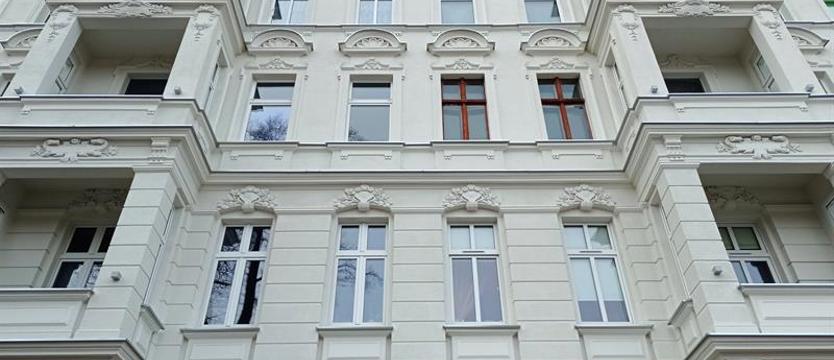 Renowacja z olśniewającym efektem. Z zapyziałej kamienicy – perełka