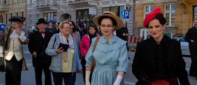 Lato na Alei. W klimatach lat dwudziestych