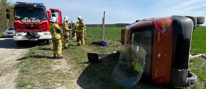 Samochód dachował niedaleko Wolina