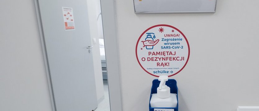 Coraz młodsi pacjenci trafiają na oddział covidowy. Czynnikiem ryzyka jest otyłość