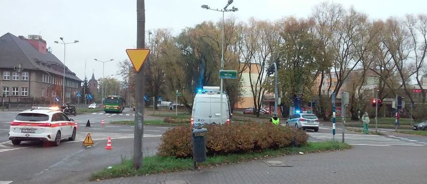 Potrącenie pieszego na ul. Komuny Paryskiej