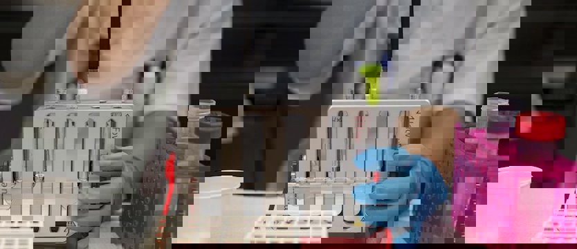W poniedziałek niewielki spadek liczby przypadków koronawirusa w regionie