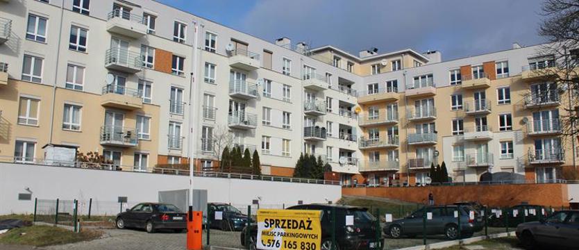 Ograniczenia na ul. Kazimierskiej w Szczecinie. Parking już zamknięty
