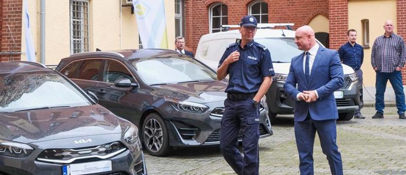 Nowe elektryki i hybrydy dla zachodniopomorskiej policji
