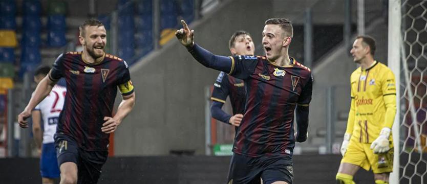 Piłka nożna. Dwa gole i wygrana Pogoni
