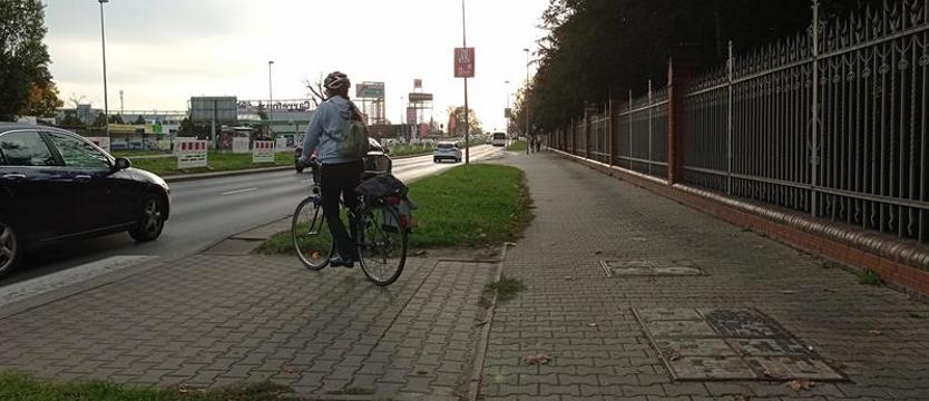 Przed  1 listopada. Zmiany na drogach i w komunikacji