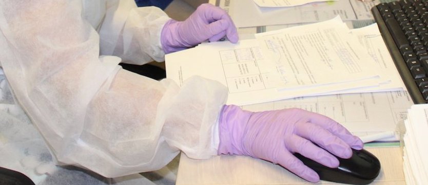 W niedzielę w regionie prawie 700 przypadków koronawirusa