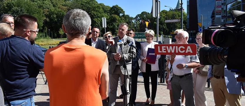 Żyją z ołówkiem w ręku. Pomoc dla owdowiałych seniorów, wykluczenie innych seniorów