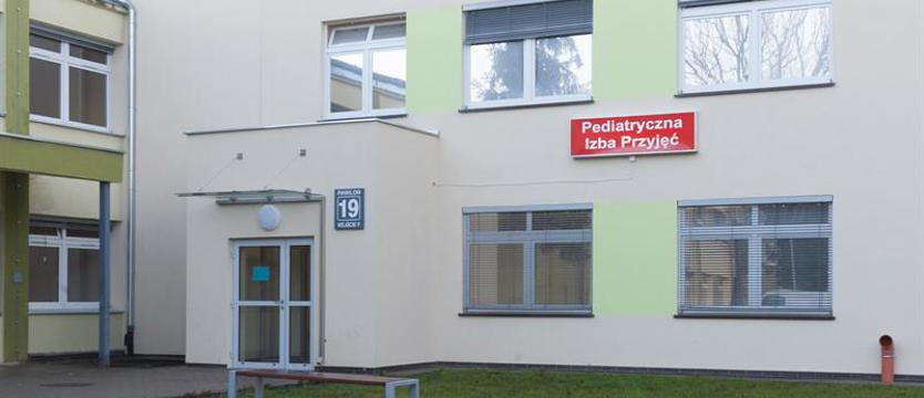 Dzieci z COVID-19 w szpitalach