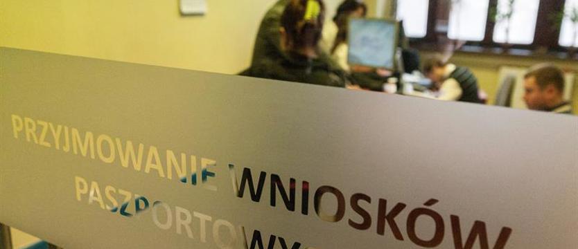Przerwa w obsłudze paszportów. Na pełne wznowienie poczekamy do 14 listopada