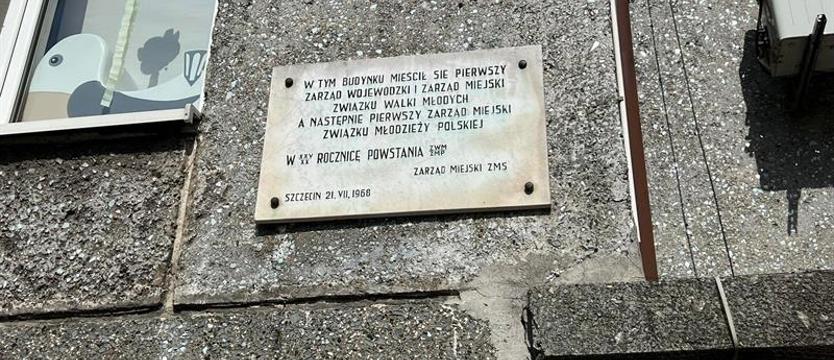 Matecki domaga się usunięcia komunistycznych tablic
