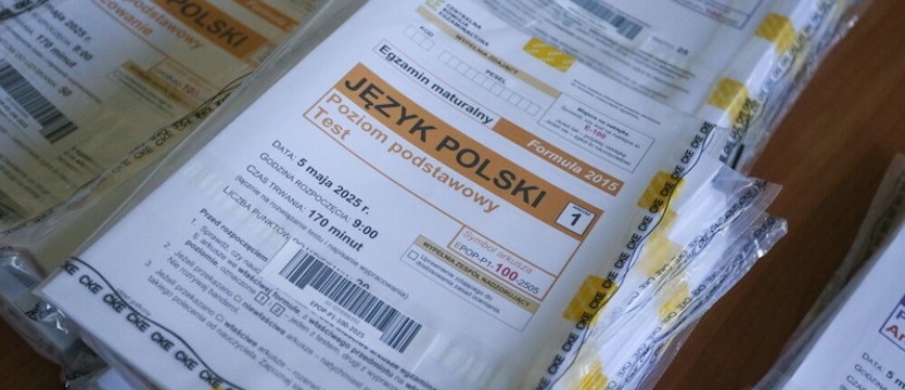 Dyrektor CKE bada sprawę opublikowania zdjęć maturalnego arkusza egzaminacyjnego