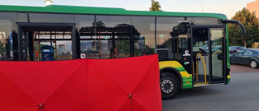 Tragedia w Mierzynie. Śmierć na parkingu