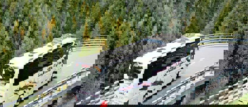 Wypadek polskiego autokaru w Rumunii. Nie żyje kierowca
