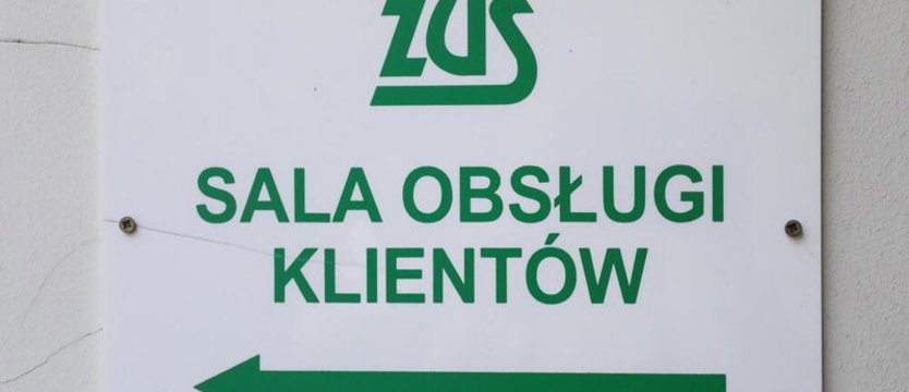 Duże zainteresowanie rentą wdowią. Do ZUS wpłynęło ponad 155 tys. wniosków