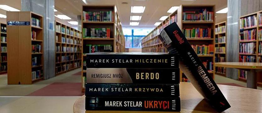 Letnie bestsellery. Idealny czas na książkę