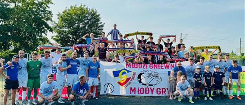 Piłka nożna. W Klasie Okręgowej Gryf lepszy od Jezioraka