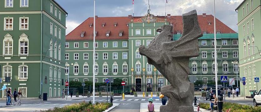 Urząd Miasta w środę wydłuża godziny pracy