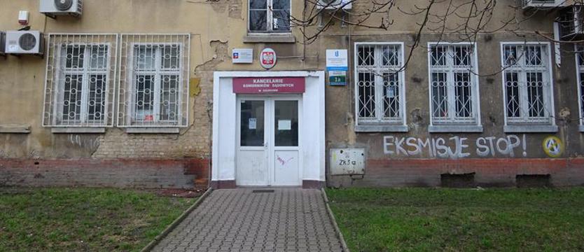 Asesor komorniczy okradał korporacje