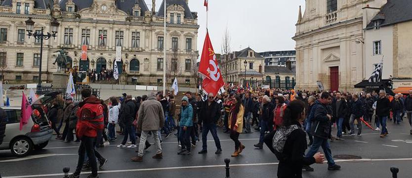 Jak wkurzyć Francuzów? Francuska Wiosna