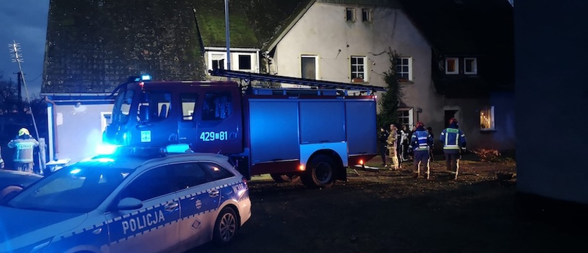 Pożar mieszkania k. Złocieńca. Jedna osoba w szpitalu