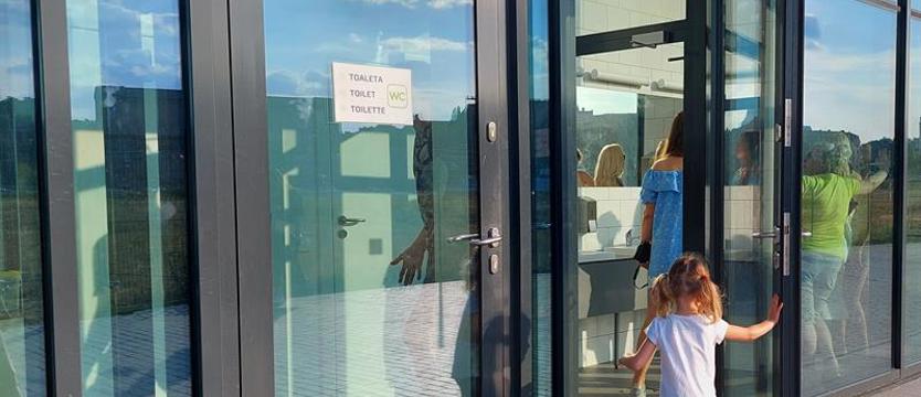 Brak czystości na Łasztowni? Mieszkańcy narzekają, miasto odpowiada
