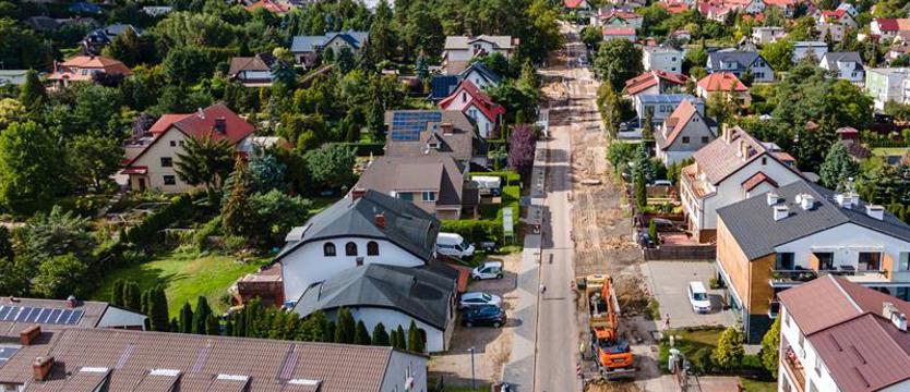 Wyzwiska, kłótnie, a nawet ataki gazem. Trwają prace na Modrej i Koralowej
