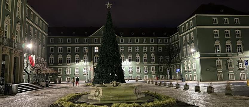 Radni PiS: to pozorne cięcia!