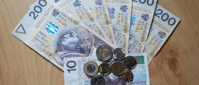 Wypłata „czternastek” od 25 sierpnia. Nie trzeba składać wniosków