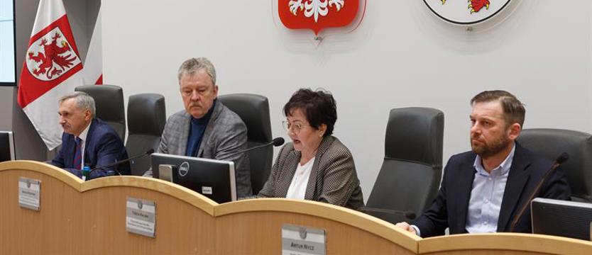 Pięćdziesiąta sesja sejmiku. O Dolnej Odrze, rafinerii Schwedt, terminalu