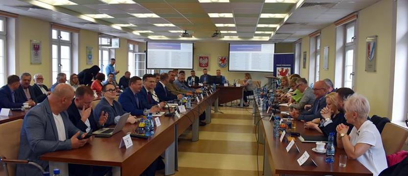 Stracili do nich zaufanie. Nie dali kolei zgody