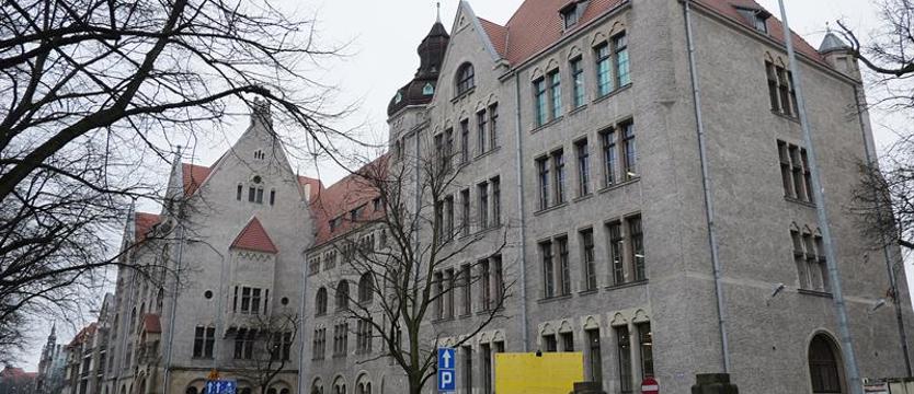 Do liceum i technikum przez internet