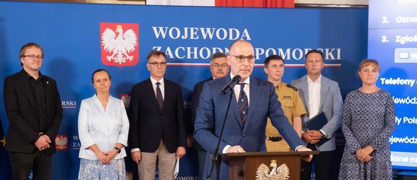 Pierwsza fala śniętych ryb. Złota alga: służby w pogotowiu, kąpieliska zamknięte