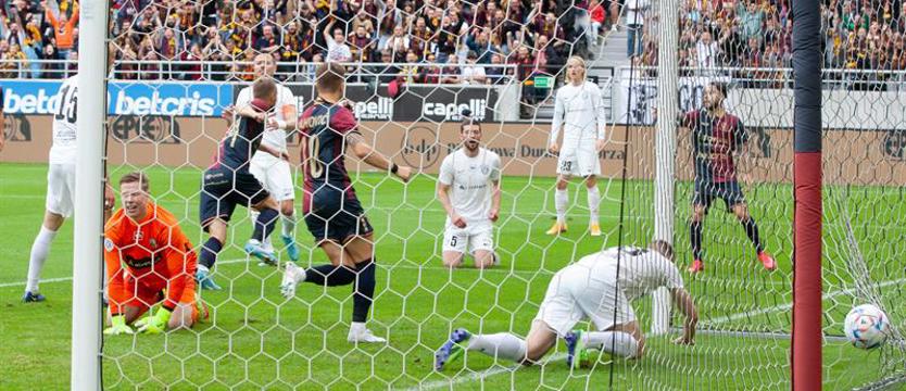Piłka nożna. Widzew na celowniku Pogoni