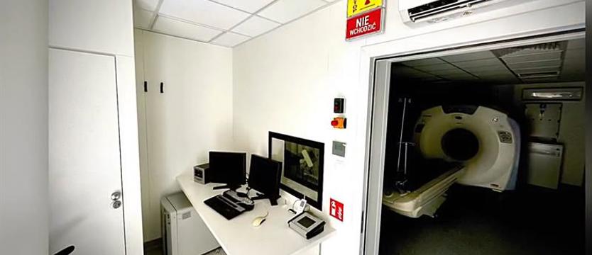 Tomografia bez przerwy. Szpital w Stargardzie wypożyczył mobilny tomograf