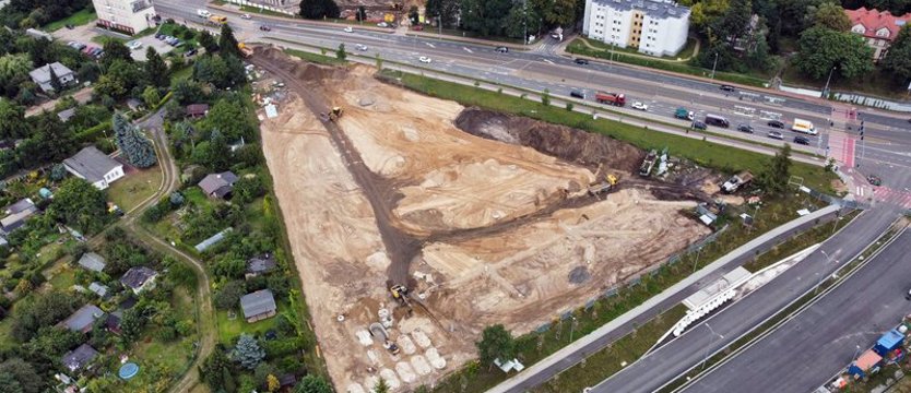 Przebudowa jezdni i parking dla przystanku Szczecińskiej Kolei Metropolitalnej przy ul. Bułgarskiej