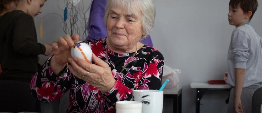 Międzypokoleniowe warsztaty wielkanocne w "Słowianinie"