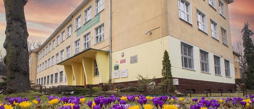 Liceum Ogólnokształcącego z Oddziałami Integracyjnymi zaprasza chętnych