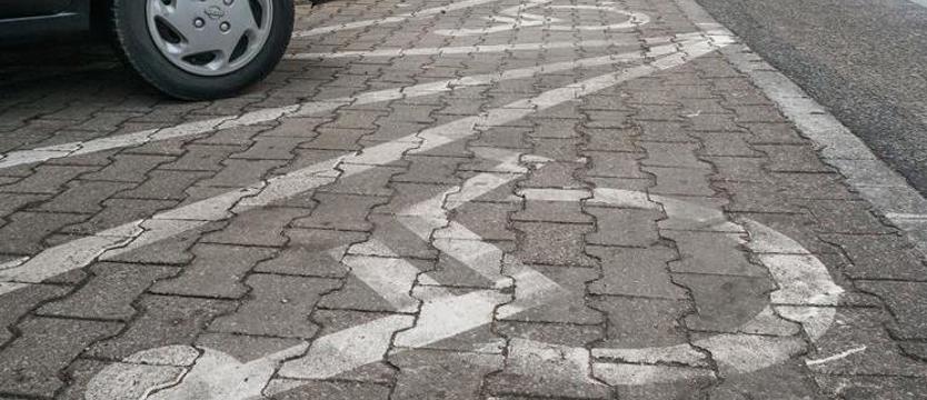 Dla kogo koperta? "Nie było podstaw,  by odholować samochód"