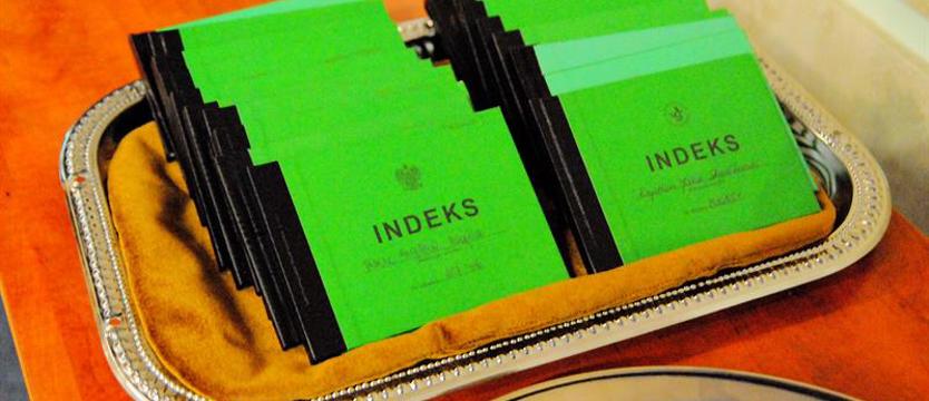 Dlaczego młodzi ludzie rzucają studia. Przyszli medycy i artyści są najbardziej wierni swoim wyborom